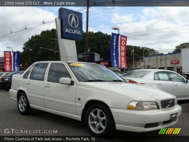 2000 Volvo S70 GLT in White