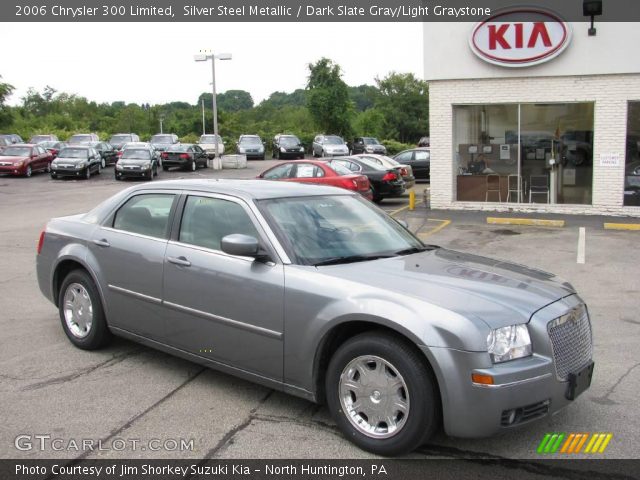 2006 Chrysler 300 Limited in Silver Steel Metallic