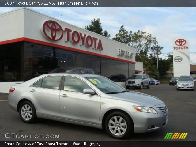 2007 Toyota Camry XLE V6 in Titanium Metallic