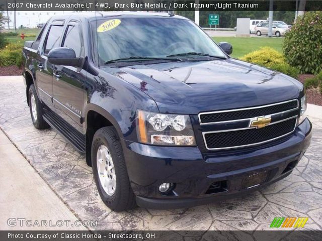 2007 Chevrolet Avalanche LT 4WD in Dark Blue Metallic