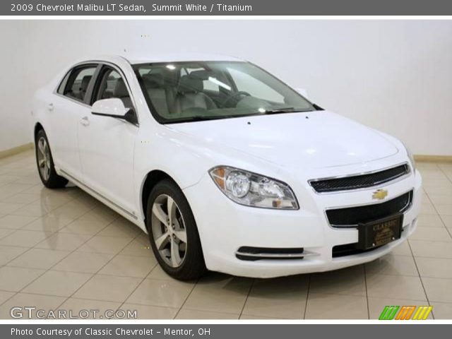 2009 Chevrolet Malibu LT Sedan in Summit White