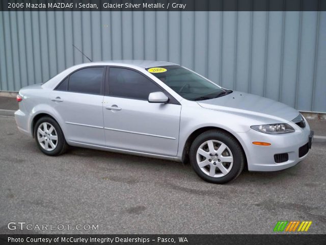 2006 Mazda MAZDA6 i Sedan in Glacier Silver Metallic