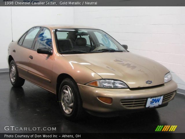 1998 Chevrolet Cavalier Sedan in Gold Metallic