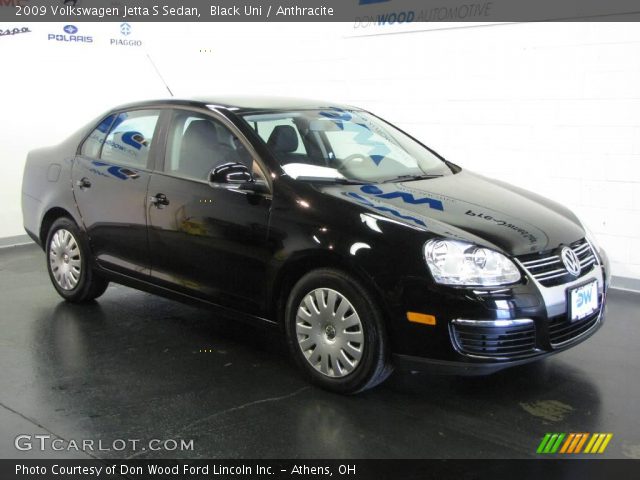 2009 Volkswagen Jetta S Sedan in Black Uni