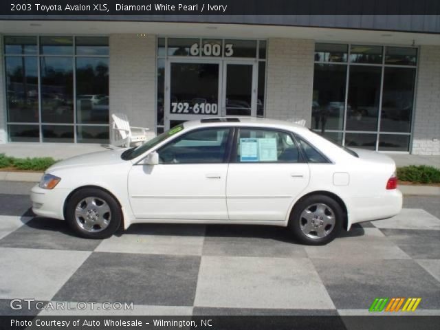 2003 Toyota Avalon XLS in Diamond White Pearl