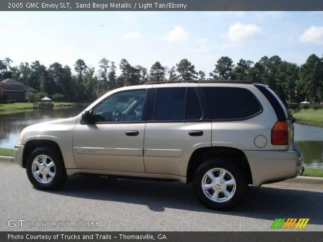 2005 GMC Envoy SLT in Sand Beige Metallic