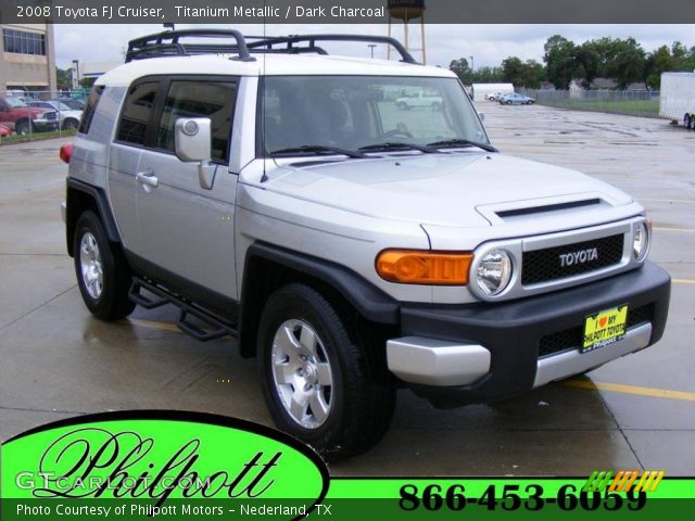 2008 Toyota FJ Cruiser  in Titanium Metallic