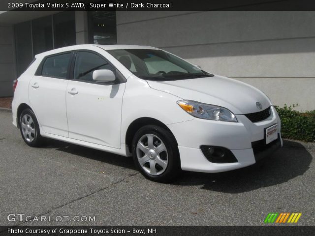 2009 Toyota Matrix S AWD in Super White