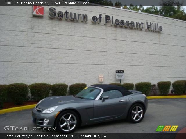 2007 Saturn Sky Roadster in Silver Graphite