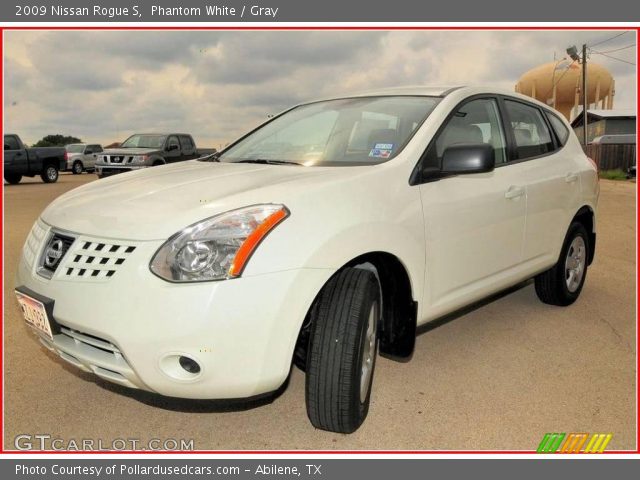 2009 Nissan Rogue S in Phantom White