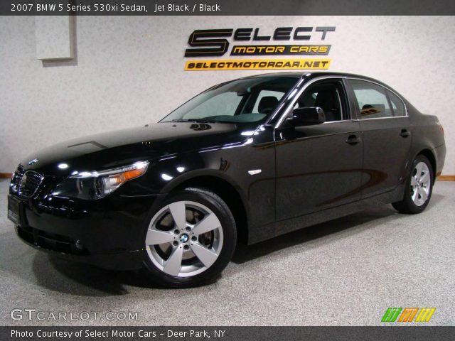 2007 BMW 5 Series 530xi Sedan in Jet Black