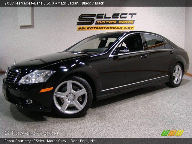 2007 Mercedes-Benz S 550 4Matic Sedan in Black