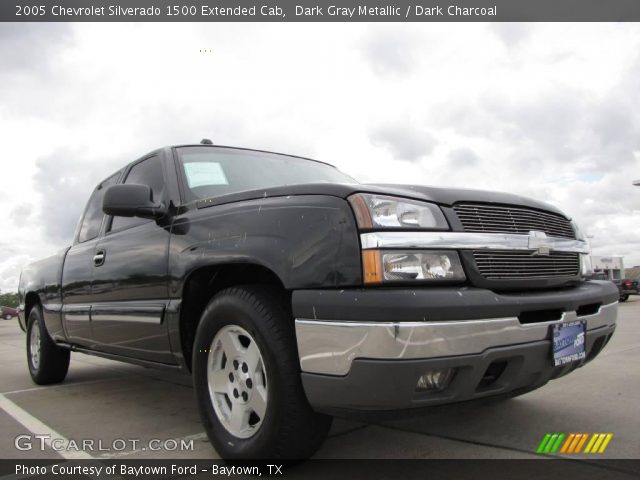 2005 Chevrolet Silverado 1500 Extended Cab in Dark Gray Metallic