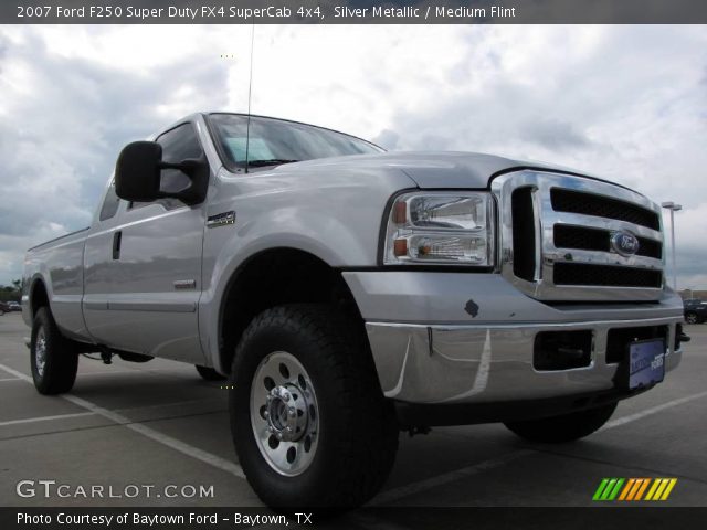 2007 Ford F250 Super Duty FX4 SuperCab 4x4 in Silver Metallic