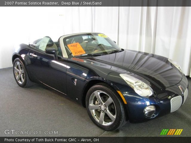 2007 Pontiac Solstice Roadster in Deep Blue