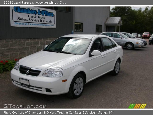 2008 Suzuki Forenza  in Absolute White