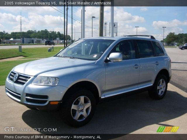 2005 Volkswagen Touareg V6 in Blue Silver Metallic