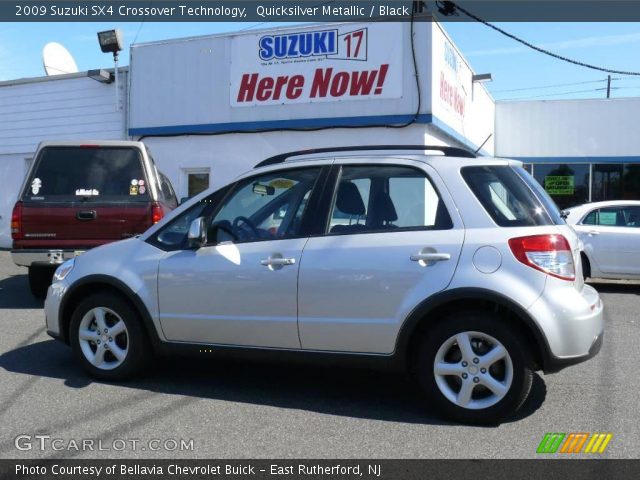 2009 Suzuki SX4 Crossover Technology in Quicksilver Metallic