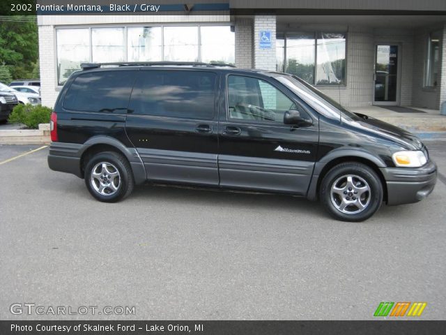 2002 Pontiac Montana  in Black