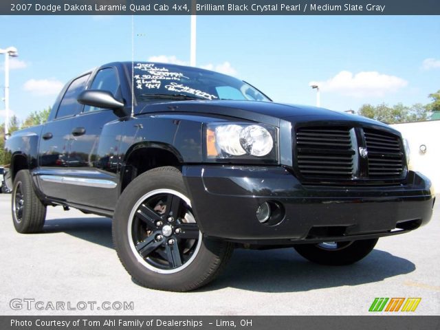 2007 Dodge Dakota Laramie Quad Cab 4x4 in Brilliant Black Crystal Pearl