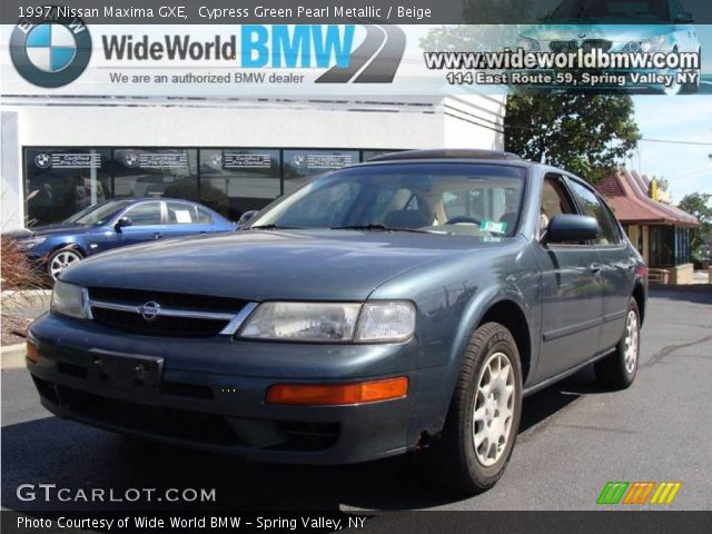 1997 Nissan Maxima GXE in Cypress Green Pearl Metallic