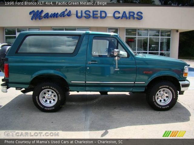 1996 Ford Bronco XLT 4x4 in Pacific Green Metallic