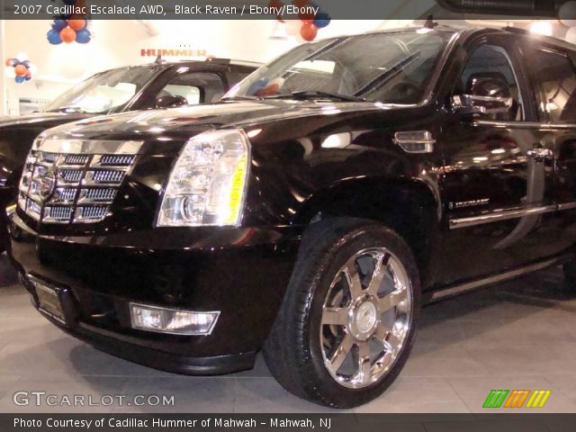 2007 Cadillac Escalade AWD in Black Raven