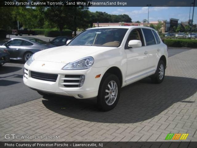 2009 Porsche Cayenne Tiptronic in Sand White
