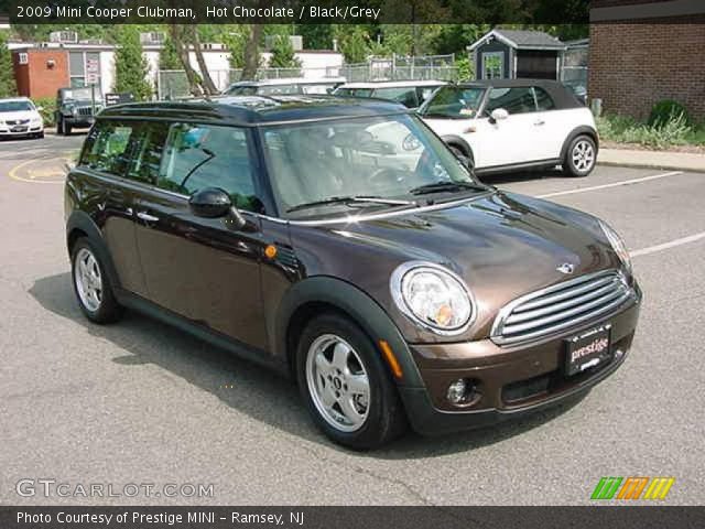 2009 Mini Cooper Clubman in Hot Chocolate