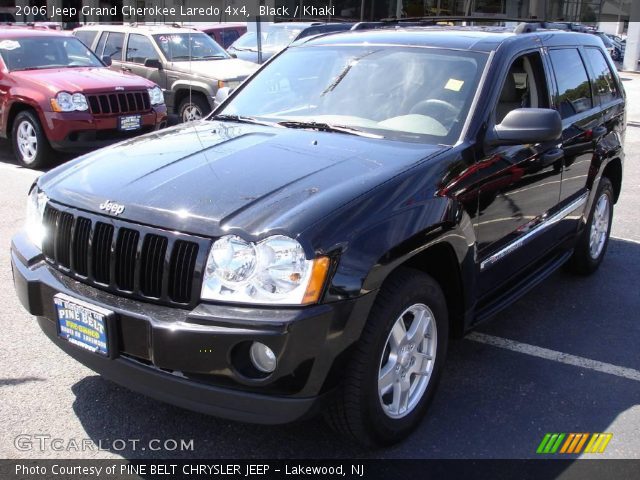 2006 Jeep Grand Cherokee Laredo 4x4 in Black