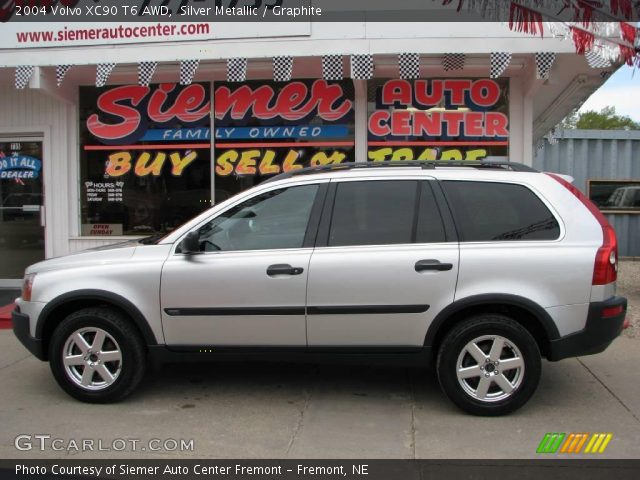 2004 Volvo XC90 T6 AWD in Silver Metallic