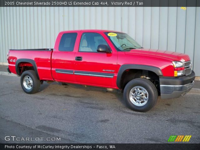 2005 Chevrolet Silverado 2500HD LS Extended Cab 4x4 in Victory Red