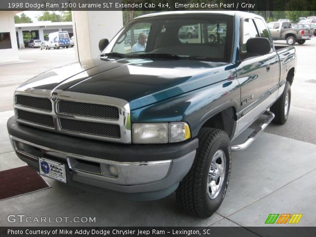 1998 Dodge Ram 1500 Laramie SLT Extended Cab 4x4 in Emerald Green Pearl