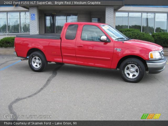 2002 Ford F150 XLT SuperCab in Bright Red