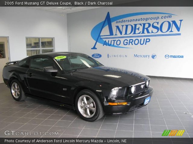 2005 Ford Mustang GT Deluxe Coupe in Black