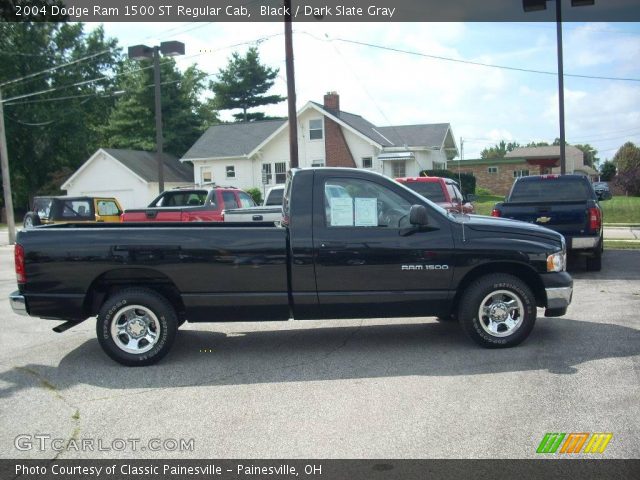 2004 Dodge Ram 1500 ST Regular Cab in Black