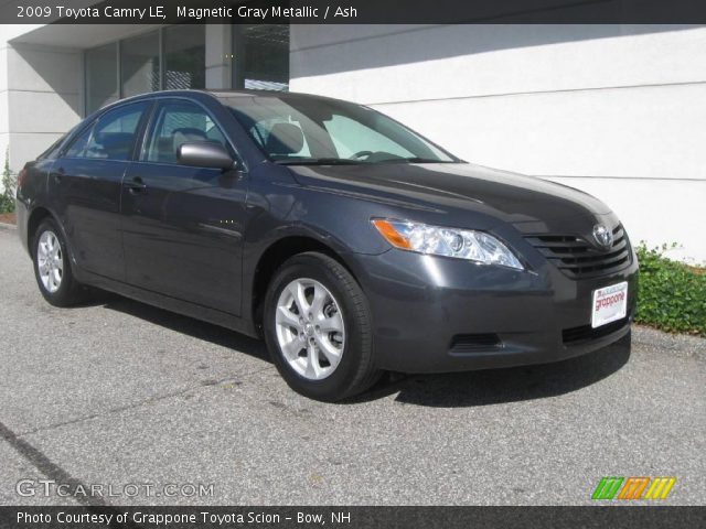 2009 Toyota Camry LE in Magnetic Gray Metallic
