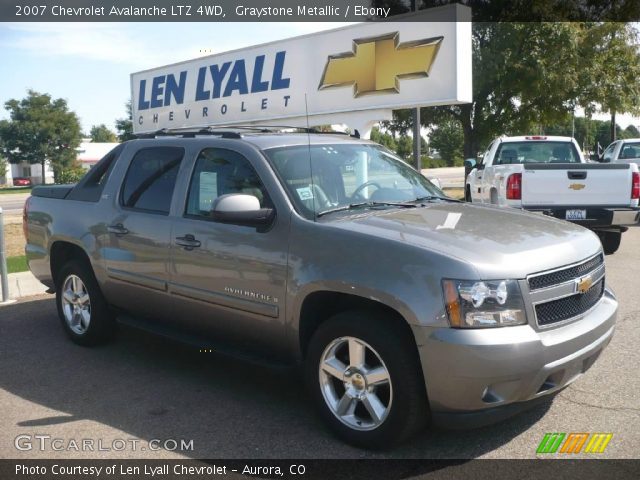 2007 Chevrolet Avalanche LTZ 4WD in Graystone Metallic