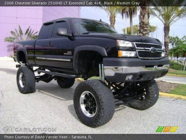 2006 Chevrolet Silverado 2500HD LT Extended Cab 4x4 in Black