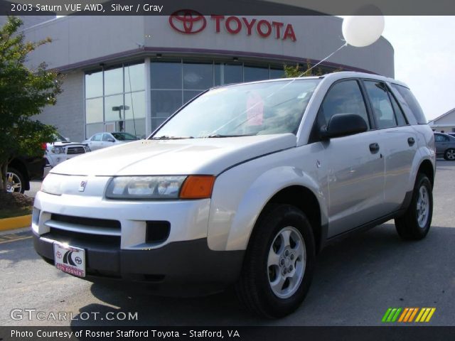 2003 Saturn VUE AWD in Silver