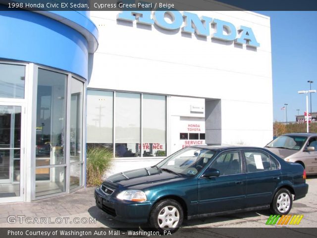 1998 Honda Civic EX Sedan in Cypress Green Pearl