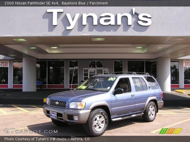 2000 Nissan Pathfinder SE 4x4 in Bayshore Blue