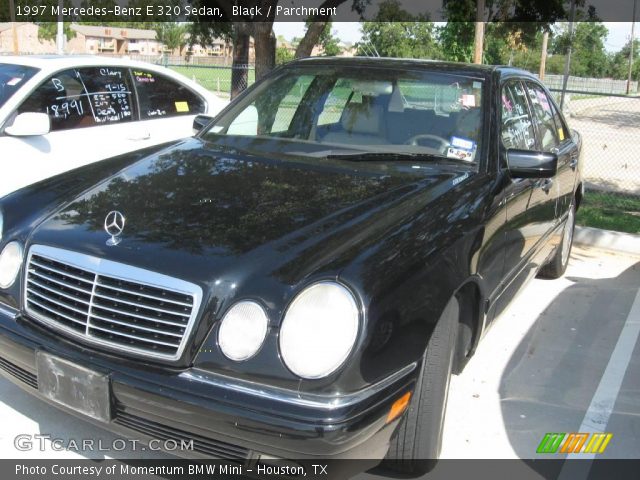 1997 Mercedes-Benz E 320 Sedan in Black