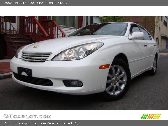 2002 Lexus ES 300 in Crystal White