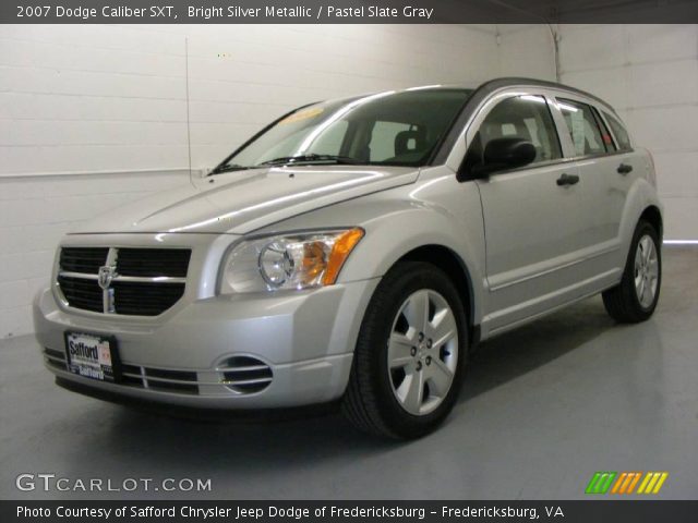 2007 Dodge Caliber SXT in Bright Silver Metallic