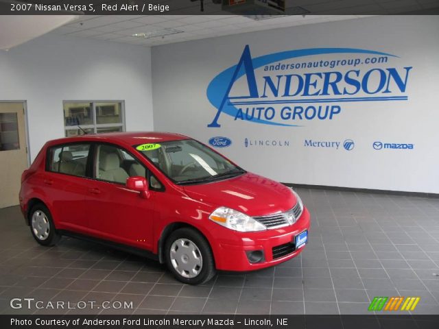 2007 Nissan Versa S in Red Alert