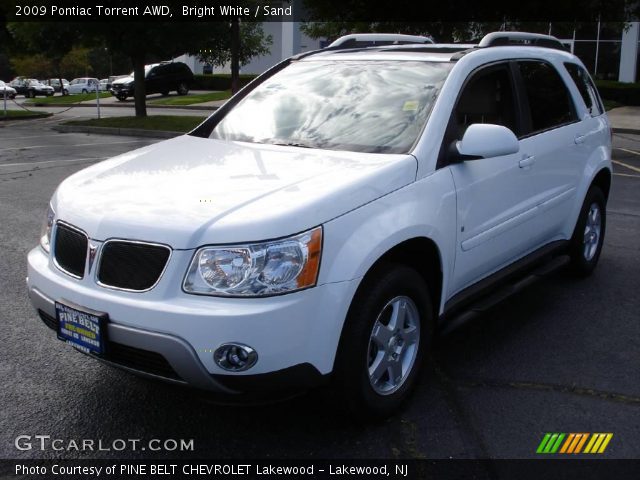 2009 Pontiac Torrent AWD in Bright White