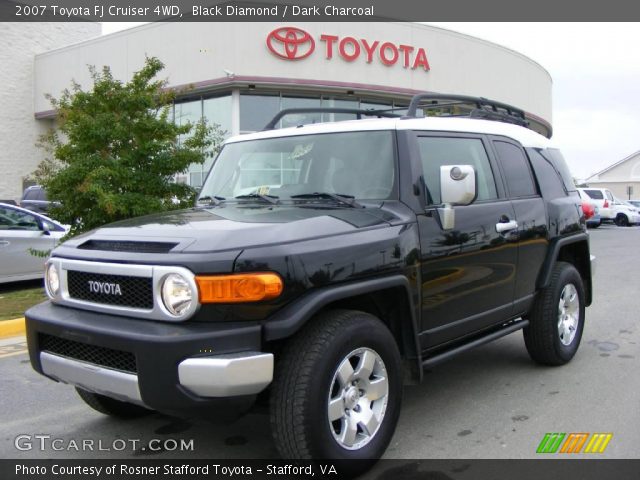 2007 Toyota FJ Cruiser 4WD in Black Diamond