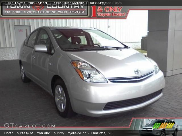 2007 Toyota Prius Hybrid in Classic Silver Metallic