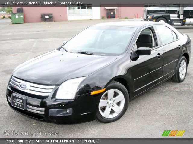 2007 Ford Fusion SE in Black
